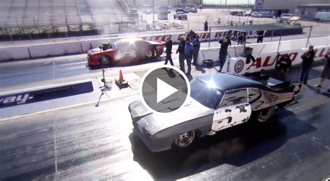 Street Outlaws vs Gas Monkey sneak preview. : .